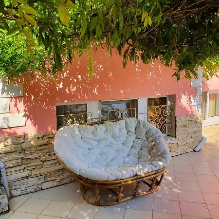 Fabula Bed & Breakfast